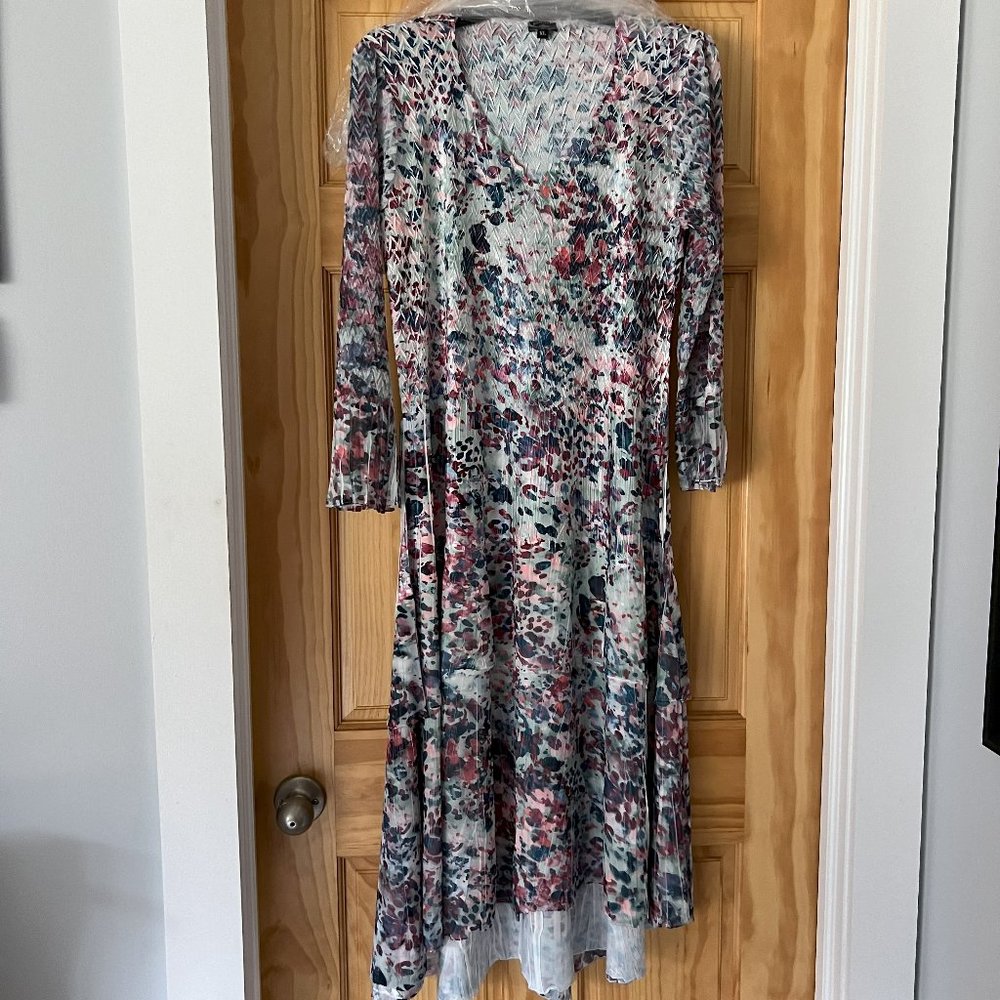 KOMAROV Dress Midi Signature Crinkle Floral Print 3/4 Sleeves V Neck - XL